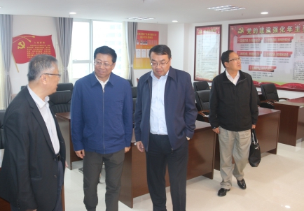青海省副省長、省國資委黨委書記、主任王黎明，蒞臨省物產(chǎn)集團(tuán)調(diào)研指導(dǎo)工作