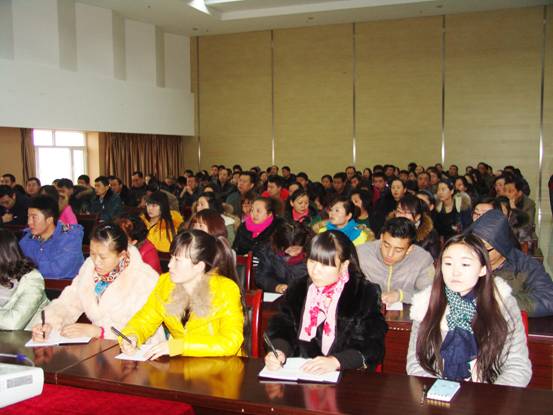 內(nèi)強(qiáng)個人素質(zhì)，外塑企業(yè)形象