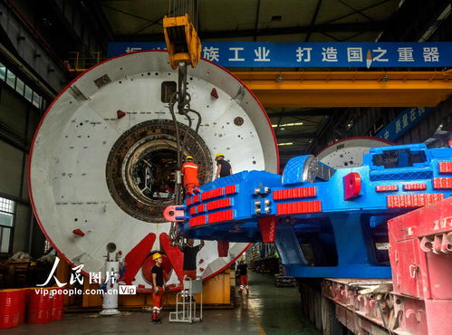 廣東佛山 繁忙的盾構機生產車間